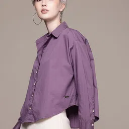 roadster Women Oversized Fit Solid Casual Shirt image 5
