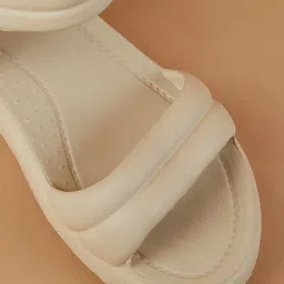 ginger by lifestyle Women Flats Sandal image 4