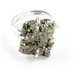 divine bhargavi By-Pass Ring with Faceted Crystal, Obsidian & Red Garnet, Stylish Silver Ring Silver Amethyst Silver Plated Ring image 2