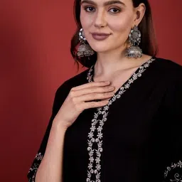 devgarments Women Embroidered Viscose Rayon Straight Kurta image 4