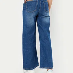 max Women Regular Mid Rise Blue Jeans image 3