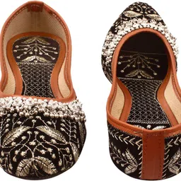 mk craft Women Bellies Sandal image 2