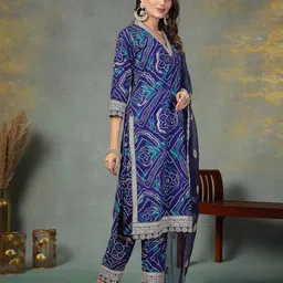 stylum Women Silk Blend Kurta Pant Dupatta Set image 3