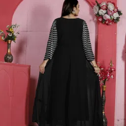 wearial Georgette Stitched Flared/A-line Gown image 2