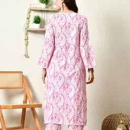 ankaari Women Floral Print Cotton Rayon A-line Kurta image 2