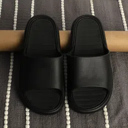 style height Men Slides image 2
