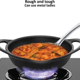 hawkins Futura , Skillet, Omlette Pan, Iron (CIF24G) Fry Pan 24 cm diameter with Lid 1.8 L capacity image 4