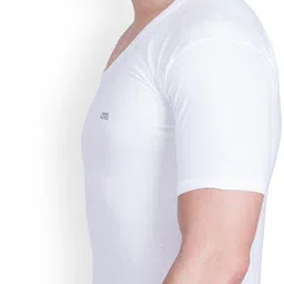 lux cozi Pack of 3 Men Vest image 2