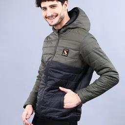 the indian garage co. Men Colorblock Puffer Jacket image 3