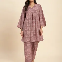 divastri Women Chanderi Kurta Pant Set-picture-30