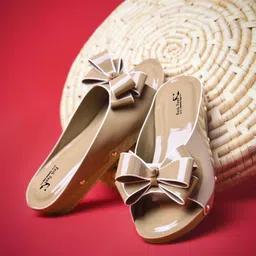 froh feet Women Flats Sandal image 2