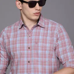 wrogn Men Regular Fit Solid Casual Shirt image 1