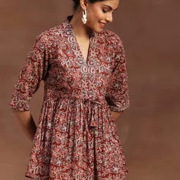 libas Women Printed Pure Cotton A-line Kurta image 2