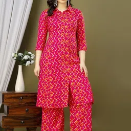 kharoliya Women Floral Print Viscose Rayon Straight Kurta-picture-16