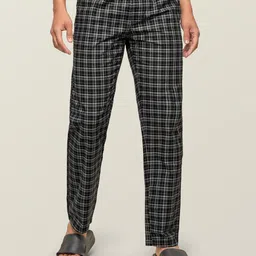 xyxx Pack of 2 Checkmate Intellieaze Combed Cotton Checks Men Pyjama image 3