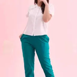 d k w Women Regular Fit Green Pure Cotton Trousers image 4
