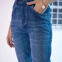 sassafras Women Regular High Rise Blue Jeans image 4