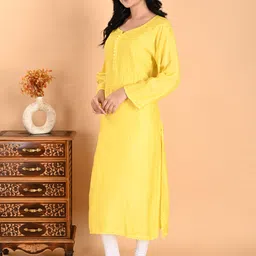 nazaira Women Chikan Embroidery Cotton Blend Straight Kurta image 3