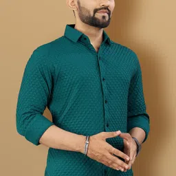 vebnor Men Regular Fit Self Design Spread Collar Casual Shirt image 5