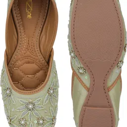 shezone Jutis For Women image 3