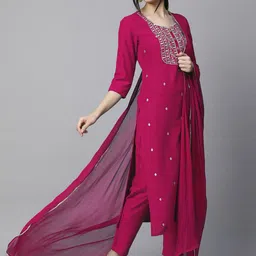 fashtown Women Viscose Rayon Kurti Pant Dupatta Set image 4