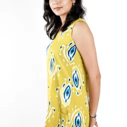 jatsy Women Viscose Rayon Kurti Set image 3