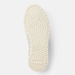 roadster Sneakers For Women image 3