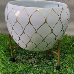 Metallic Unbreakable Single Decorative Stand with 1 Pot Garden Gnome-image-2