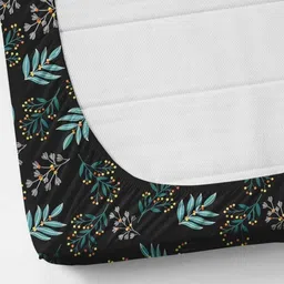 striking fab Polycotton Double Fitted (Elastic) 180 TC Floral Bedsheet image 4