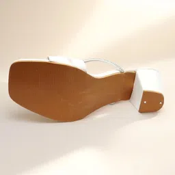 flametrick Women Wedges Sandal image 3