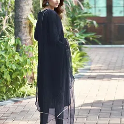 zinariya fab Women Cotton Blend Kurta Pant Dupatta Set image 2