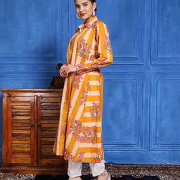 meena bazaar Women Printed Cotton Blend A-line Kurta image 2