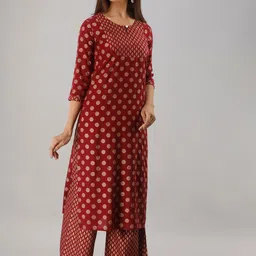 MAUKA Women Maroon Ethnic Motifs Printed Kurta with Palazzos image 4