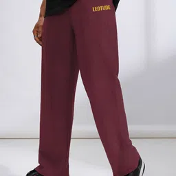 leotude Men Solid Maroon Track Pants image 3