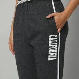 zeppi Pack of 2 Women Pyjama image 5