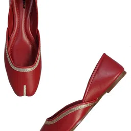 catbird Punjabi Ethnic Jutis| Elegant & Comfortable Mojari Jutis For Women image 3