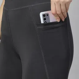 uzarus Solid Women Black Tights image 5