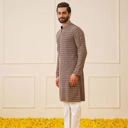 jompers Men Embroidered Pure Cotton Straight Kurta image 4