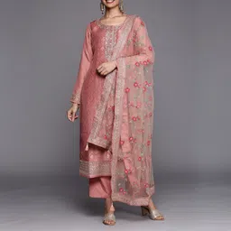 Women Silk Blend Kurta Pant Set-image-19
