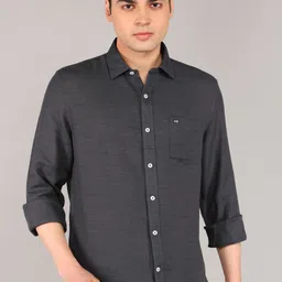 Men Slim Fit Solid Cut Away Collar Casual Shirt-image-26