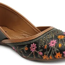 zapatoz Women Bellies Sandal image 2