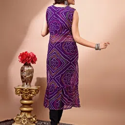 youthnic Women Bandhani Georgette Straight Kurta image 4