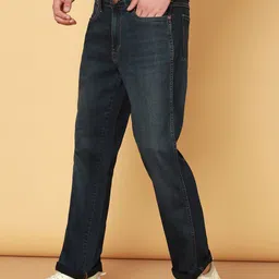 wrangler Men Regular Mid Rise Dark Blue Jeans image 3