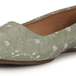 fausto Embroidery Ethnic Slip On Juttis for Wedding|Indian Anarkali Kurta Punjabi Jutti Mojaris For Women image 2