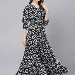 kelpies Printed Crepe Stitched Straight Gown image 3