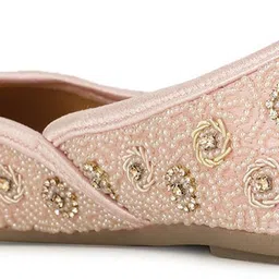 bata Bellies For Women image 4