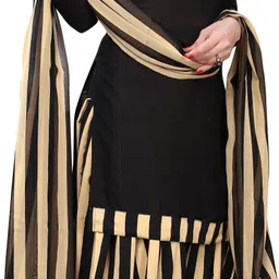 yashika Unstitched Crepe Salwar Suit Material Printed image 3