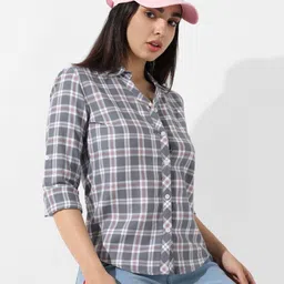 campus sutra Women Regular Fit Checkered Spread Collar Casual Shirt-picture-15