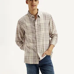 levi's Men Slim Fit Checkered Spread Collar Casual Shirt image 1