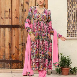 aaraas Women Crepe Kurta Pant Dupatta Set image 3